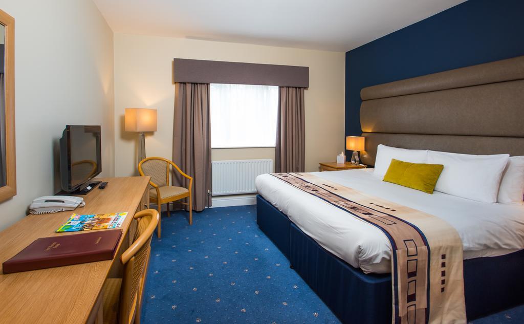 Mercure Newbury West Grange Hotel Thatcham Exterior photo